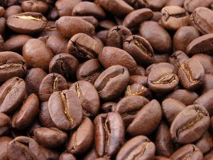 1200px-roasted_coffee_beans